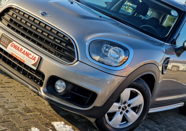 MINI Countryman cena 64900 przebieg: 186200, rok produkcji 2019 z Sosnowiec małe 631